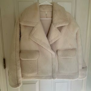 Faux fur coat light beige short teddy jacket cream winter
